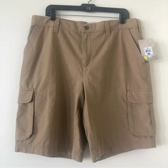 NWT Field and Stream rip stop cargo short solid ermine Size 36 - Picture 1 of 9